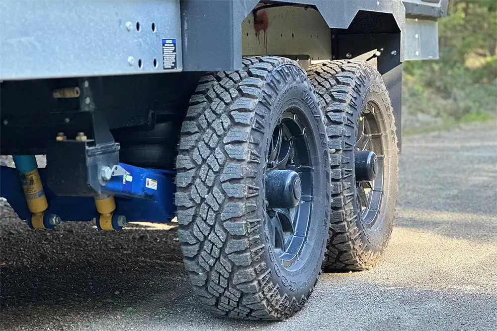 Pause MORryde independent rubber-shear suspension